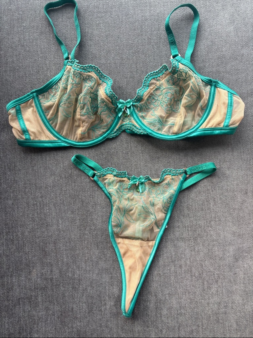 Lounge bra and thong set